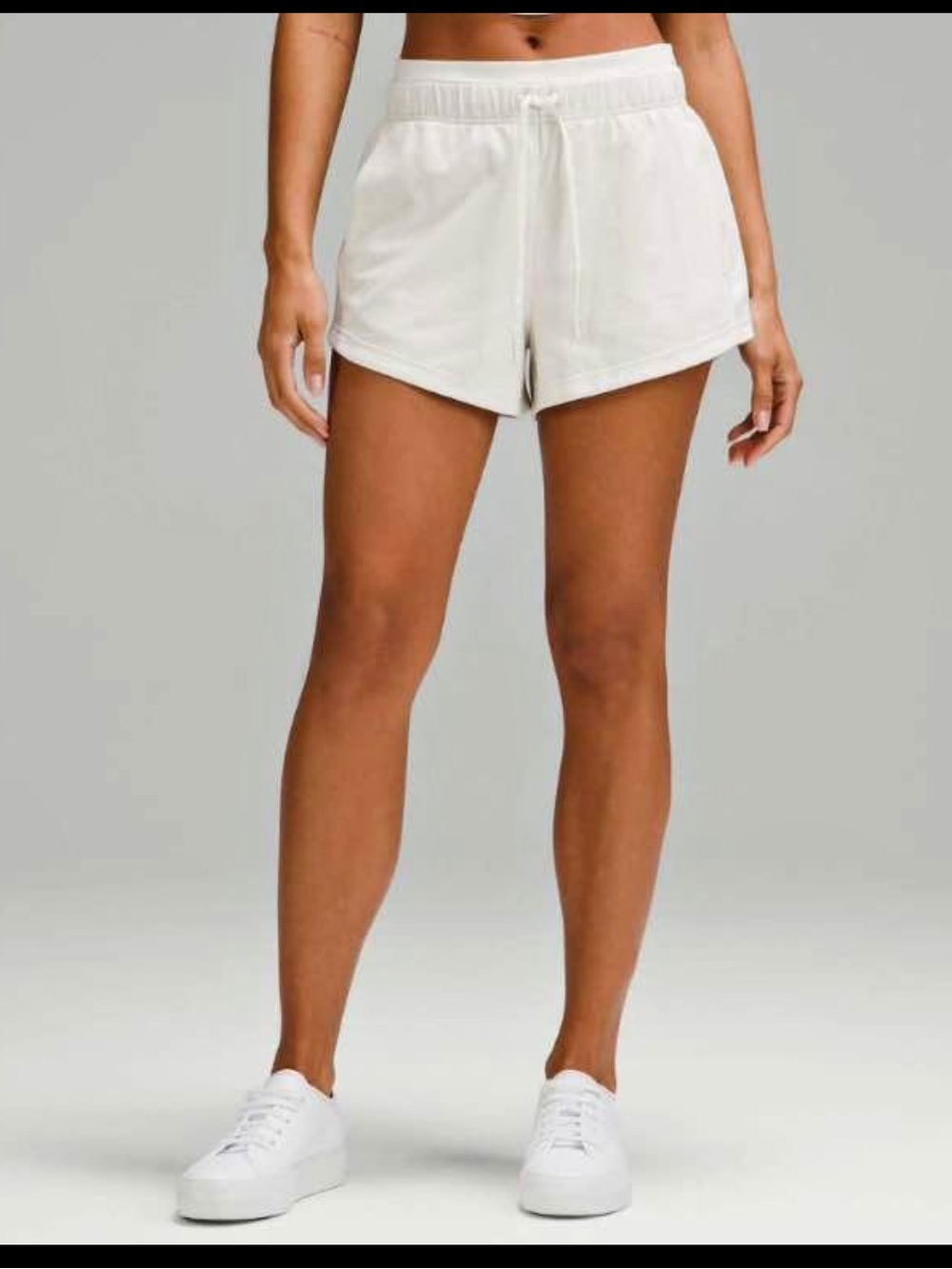 Lululemon inner glow short bone